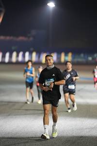 BIB: 432
                            <button type="button" onclick="openModal(19602687)" class="btn btn-primary btn-sm float-right btn-popup" data-toggle="modal" data-target=".modal-high-quality">
                        <i class="fas fa-shopping-cart"></i> Add to Cart
                    </button>
                                            <button type="button" onclick="isThisMe(19602687, true)" class="btn btn-success btn-sm float-right btn-popup btn-isme hidden" data-toggle="tooltip" data-placement="bottom" title="นี่คือรูปของคุณใช่ไหม คลิกที่นี่เพื่อเอาเข้าอัลบั้ม">
                        <i class="fas fa-plus"></i> Add to album
                    </button>
                    <button type="button" onclick="isThisMe(19602687, false)" class="btn btn-warning btn-sm float-right btn-popup btn-isnotme hidden">
                        <i class="fas fa-ban"></i> Remove from album
                    </button>